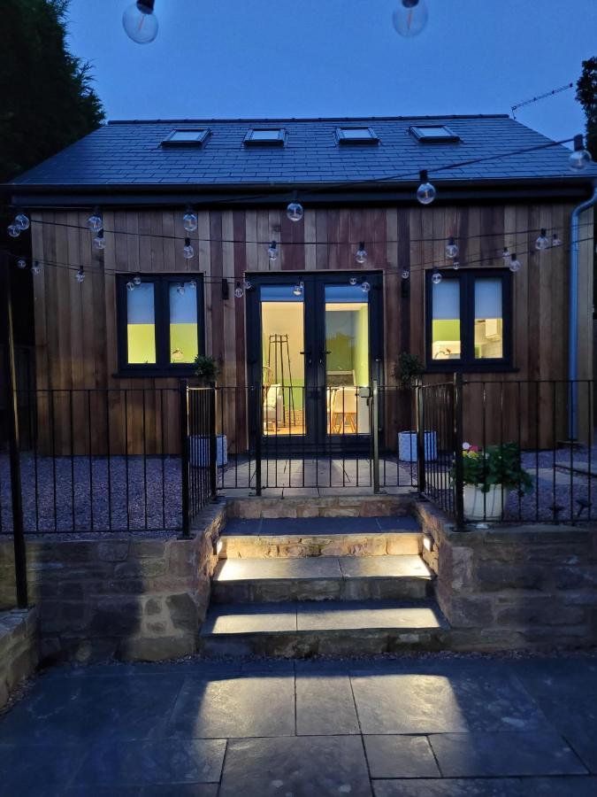 Forest Cedar Lodge, Forest Of Dean Cinderford Bagian luar foto