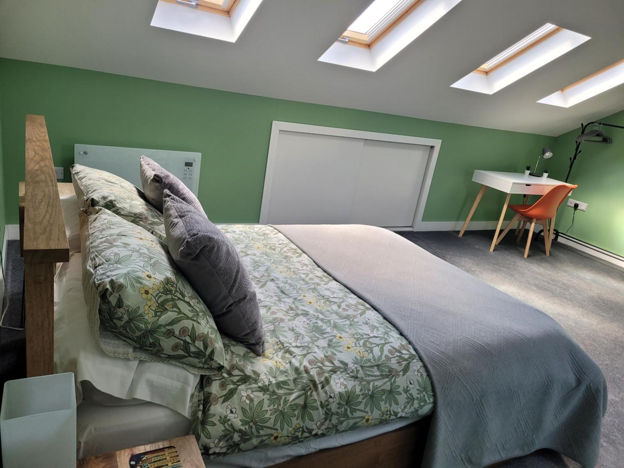 Forest Cedar Lodge, Forest Of Dean Cinderford Bagian luar foto